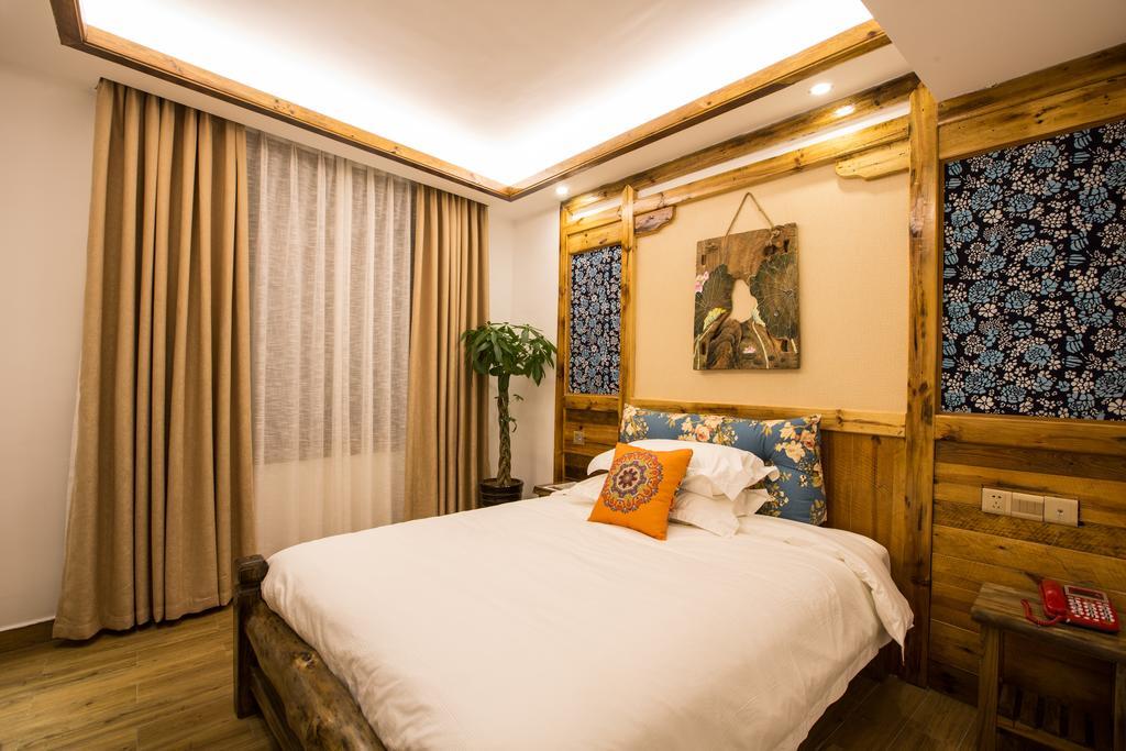 Chong Chong Guesthouse Чжанцзяцзе Экстерьер фото