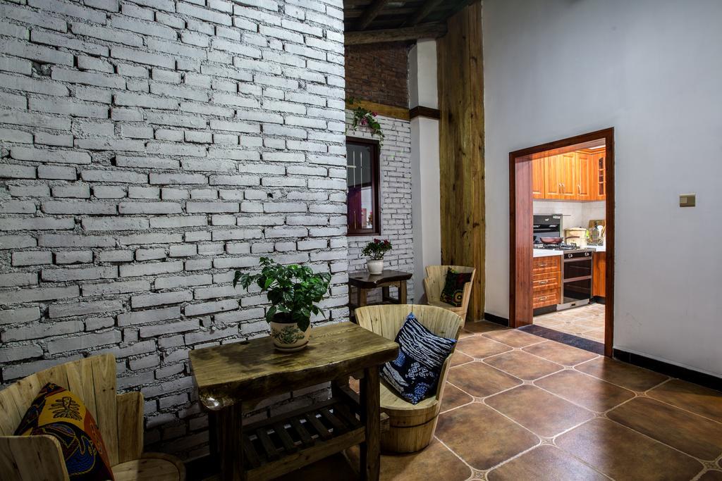 Chong Chong Guesthouse Чжанцзяцзе Экстерьер фото