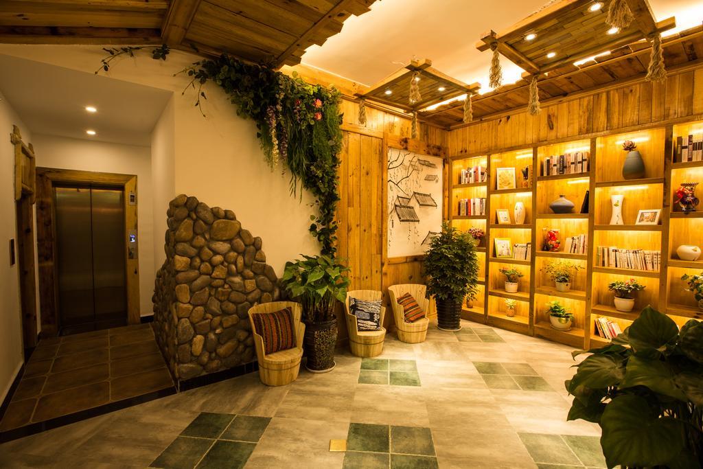 Chong Chong Guesthouse Чжанцзяцзе Экстерьер фото