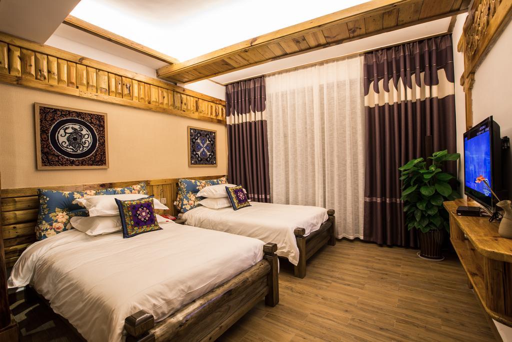 Chong Chong Guesthouse Чжанцзяцзе Экстерьер фото
