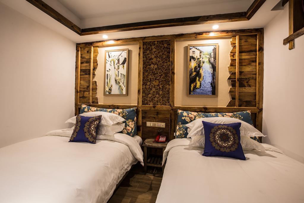 Chong Chong Guesthouse Чжанцзяцзе Экстерьер фото