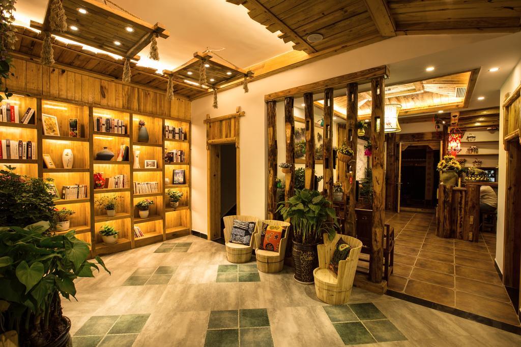 Chong Chong Guesthouse Чжанцзяцзе Экстерьер фото